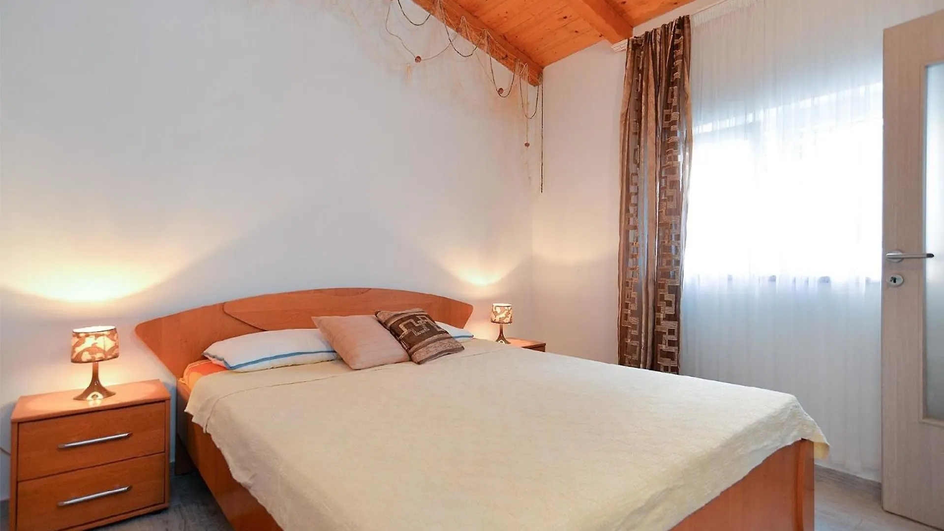 Apartment Ferienwohnung Fuer 4 Personen Ca 26 Qm In Pomer, Istrien Istrische Riviera
