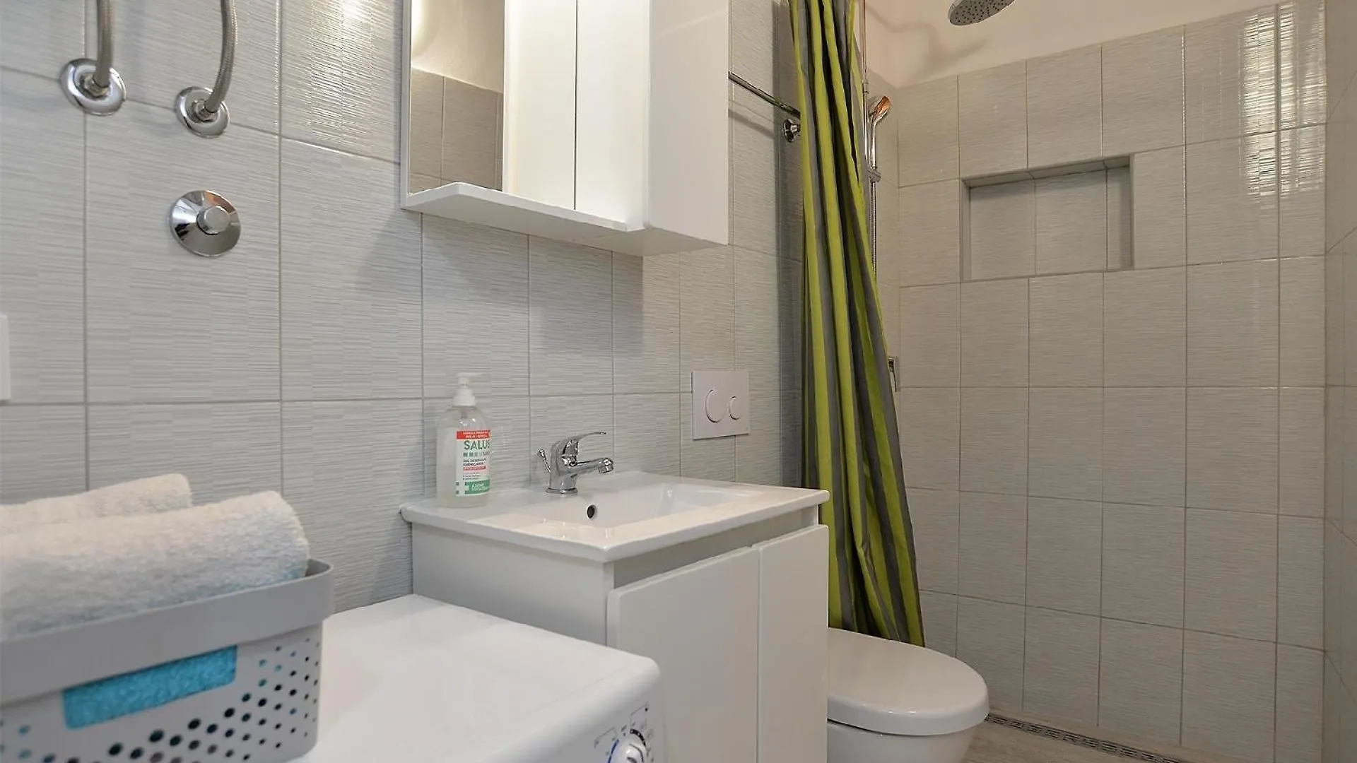 Apartment Ferienwohnung Fuer 4 Personen Ca 26 Qm In Pomer, Istrien Istrische Riviera